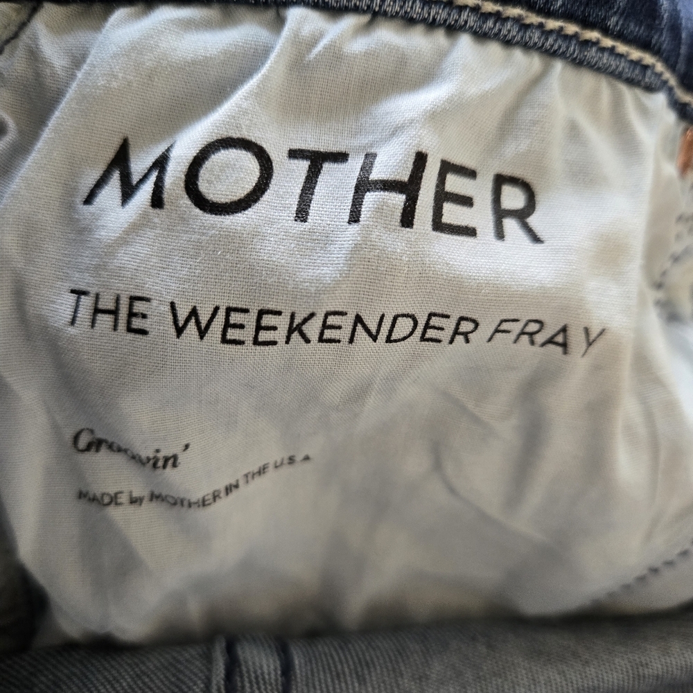 MOTHER The Weekender Fray Jeans Groovin 26 - Picture 6 of 16